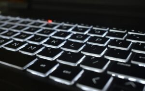 AIは仕事を奪うのか？ ～DifyでローカルAIチャットボットを構築した半年間の奮闘記～０２